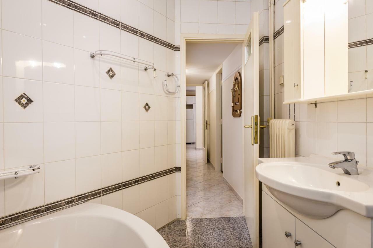Classy 2 Bedroom Apartment Near Acropolis & Metro 雅典 外观 照片